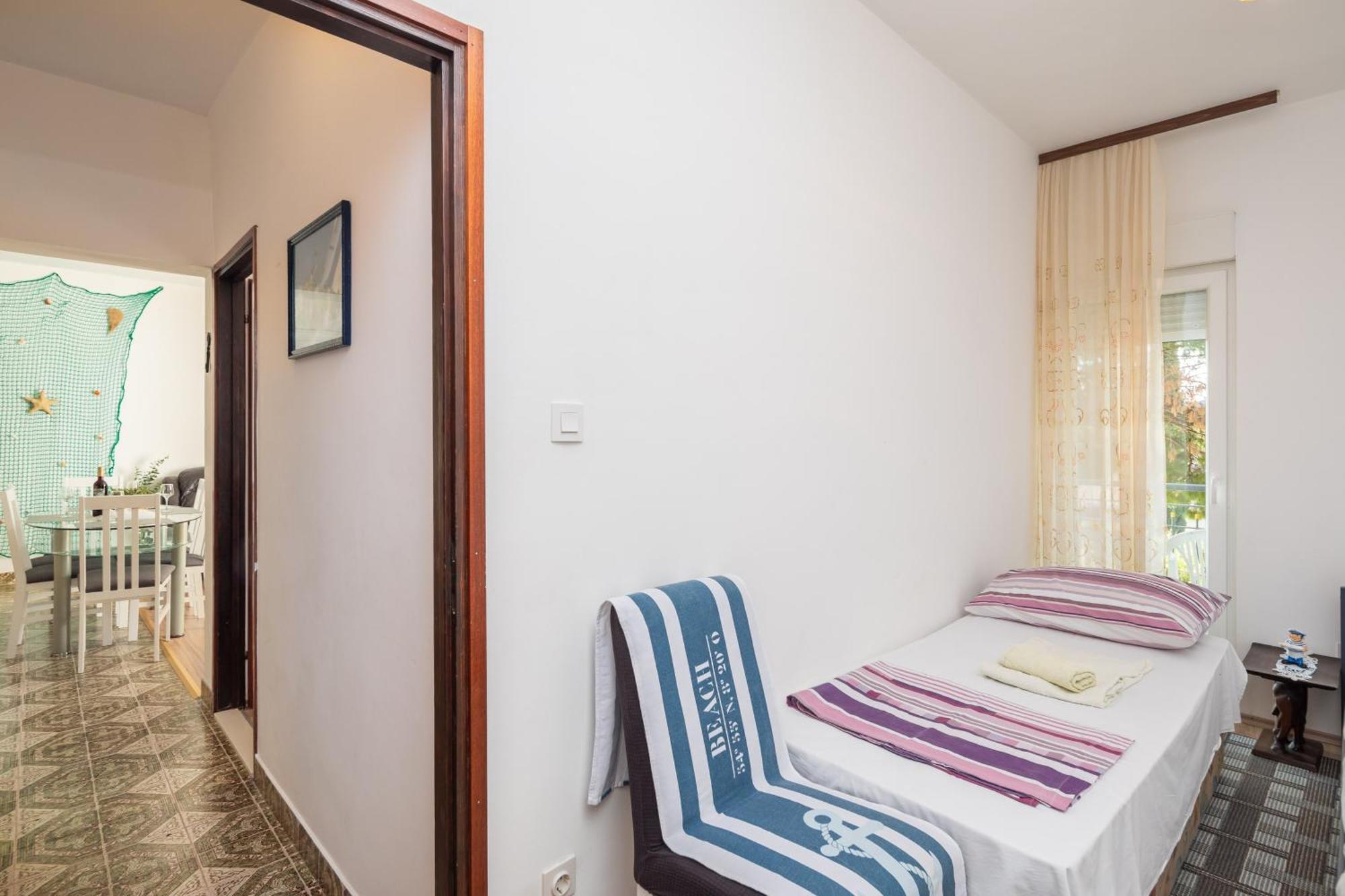 Urban Edge - Beach Apartments Omiš Exteriér fotografie